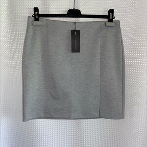 Women’s DYNAMITE mini slit gray stretchy‎ skirt size Large NWT
